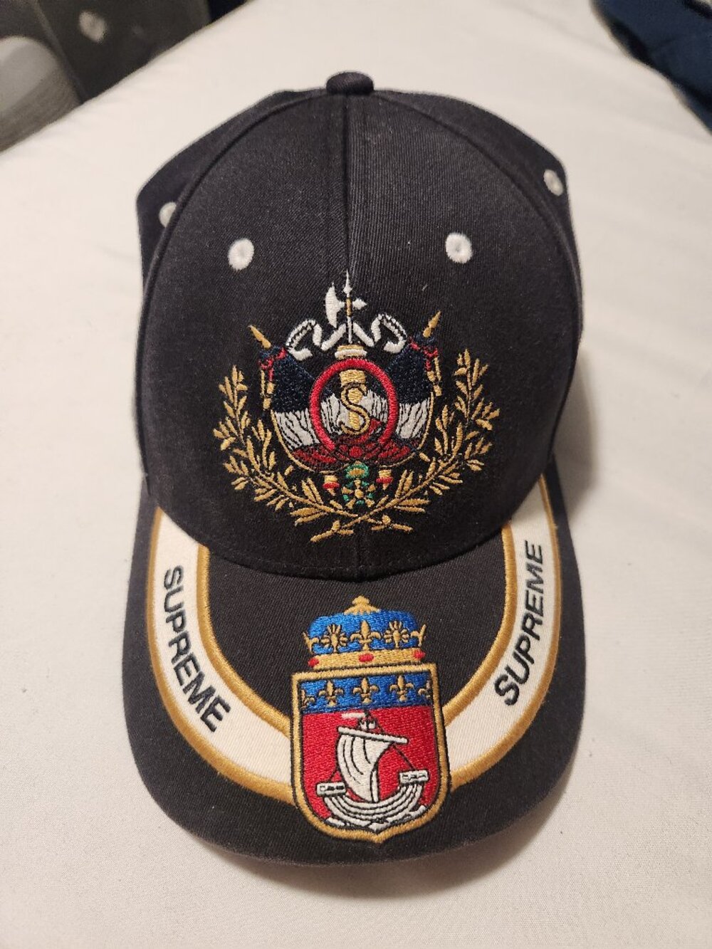 Supreme - SS22 Sailor Crest 6 panel Hat
